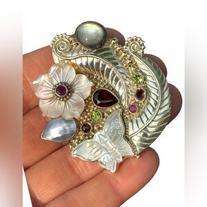 RARE  Sajen 925 Sterling silver brooch pendant MOP garnet Butterfly flowers
